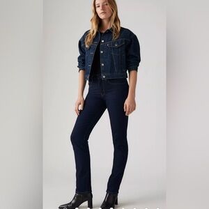 Levi's Premium 724 High Rise Straight Dark Wash Stretch Sz 28 Long